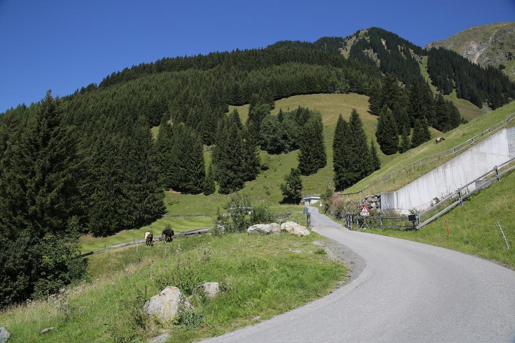Berghaus Alpenroesli Hotel Klosters Kültér fotó